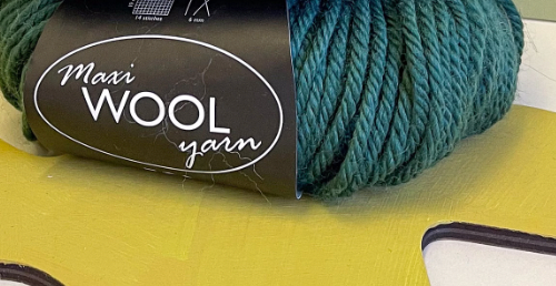 Maxi yarn (various colours)